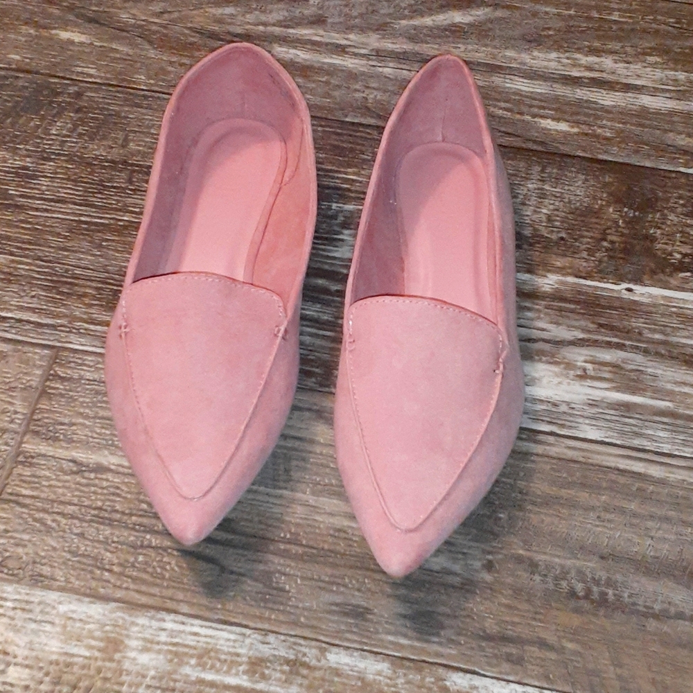 Brand new pink flat.